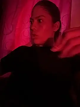 Snapshot of Sofia__cute3 chatting on July 31, 10:53 pm Sofia cute3 online show from July 31, 10:53 pm