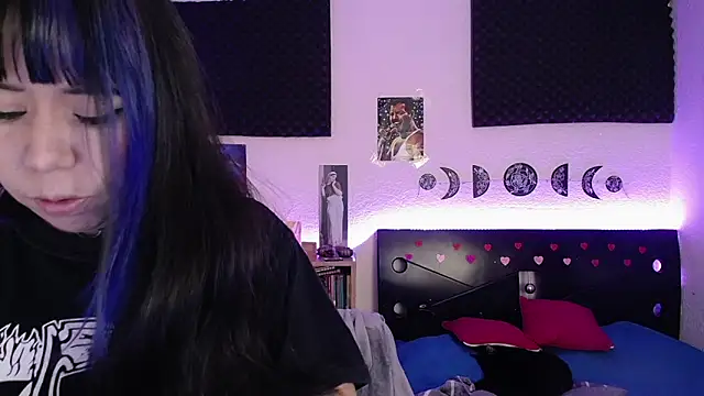  dhalia1  online show from March 13, 9:59 pm