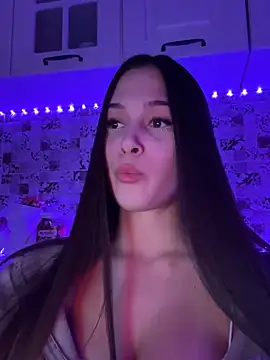 Snapshot of EricaWalls chatting on January 14, 8:37 pm EricaWalls online show from January 14, 8:37 pm