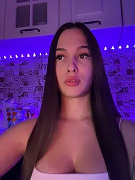 Snapshot of EricaWalls chatting on January 18, 6:10 pm EricaWalls online show from January 18, 6:10 pm