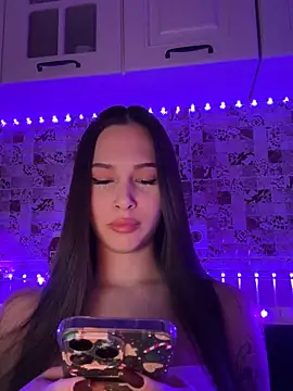 Snapshot of EricaWalls chatting on February 1, 8:16 pm EricaWalls online show from February 1, 8:16 pm