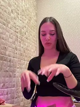 Snapshot of EricaWalls chatting on February 21, 7:54 pm EricaWalls online show from February 21, 7:54 pm