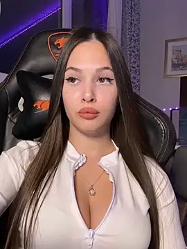 Snapshot of EricaWalls chatting on October 20, 4:29 pm EricaWalls online show from October 20, 4:29 pm