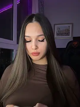 Snapshot of EricaWalls chatting on November 28, 9:06 pm EricaWalls online show from November 28, 9:06 pm