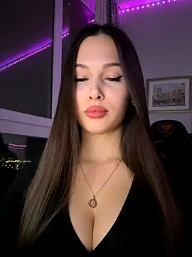 Snapshot of EricaWalls chatting on December 14, 3:17 pm EricaWalls online show from December 14, 3:17 pm