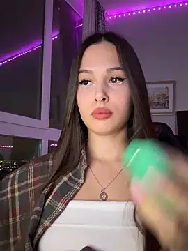 Snapshot of EricaWalls chatting on December 15, 3:49 pm EricaWalls online show from December 15, 3:49 pm