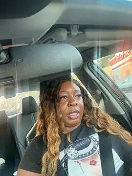 XXXLollipopsJuicy online show from December 11, 12:33 am