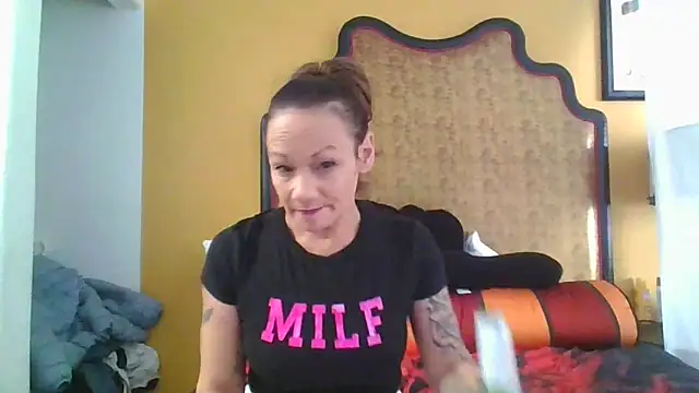 ALLURET4U online show from December 4, 8:18 pm