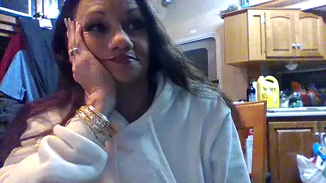 ALLURET4U online show from March 12, 3:13 am