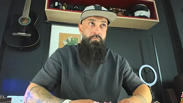 axxelrich  online show from February 2, 8:13 am