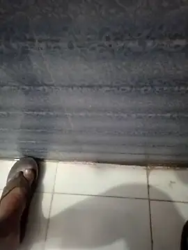 kunalmishra2003 online show from December 18, 2:50 am