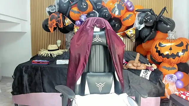 Danna topless online show from October 25, 12:02 pm