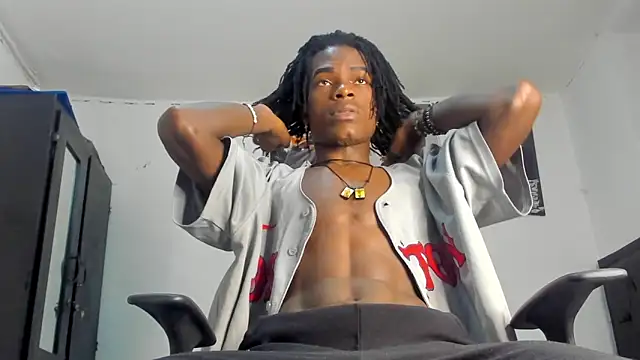 Snapshot of darwinjhonson chatting on February 6, 11:32 am darwinjhonson online show from February 6, 11:32 am