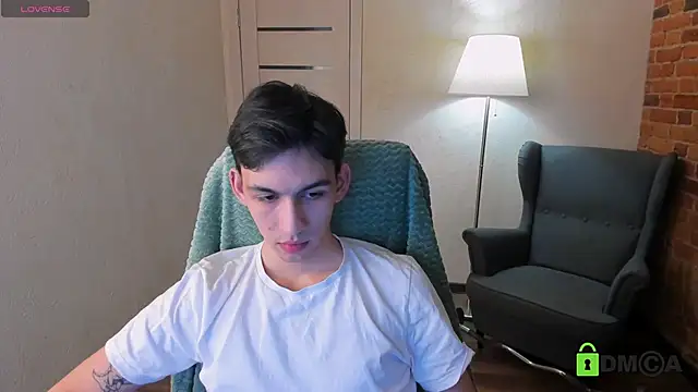 Ul Tima online show from December 1, 8:42 pm