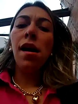Snapshot of rachellboom chatting on December 5, 10:23 pm rachellboom online show from December 5, 10:23 pm