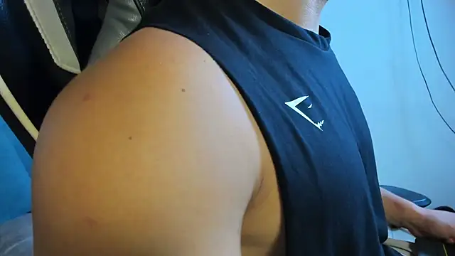 julian wallace online show from January 6, 9:07 pm