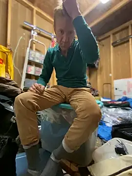 bentoverblonde online show from October 24, 4:25 pm