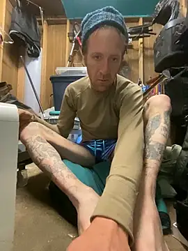 bentoverblonde online show from November 3, 3:13 pm