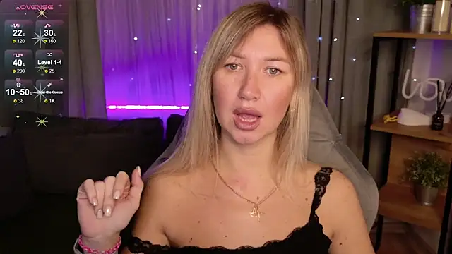 MilaBott online show from October 6, 8:17 pm