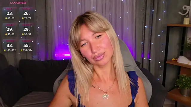 Snapshot of MilaBott chatting on July 16, 7:20 pm MilaBott online show from July 16, 7:20 pm