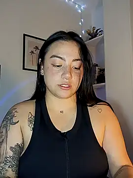 Snapshot of helena_smith chatting on February 12, 9:52 am helena smith online show from February 12, 9:52 am