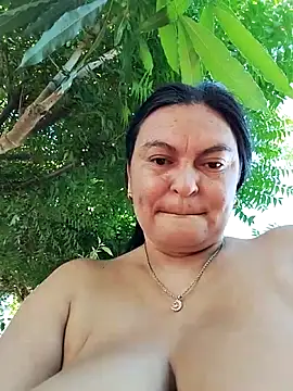 Horny-Mommy-Dirty online show from April 26, 2:26 pm