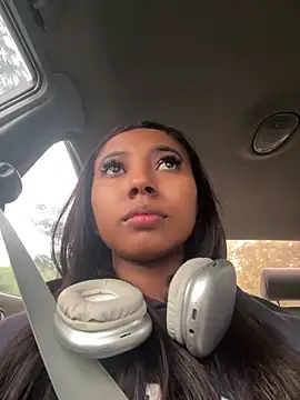 GabrielaLugo online show from December 14, 11:59 am