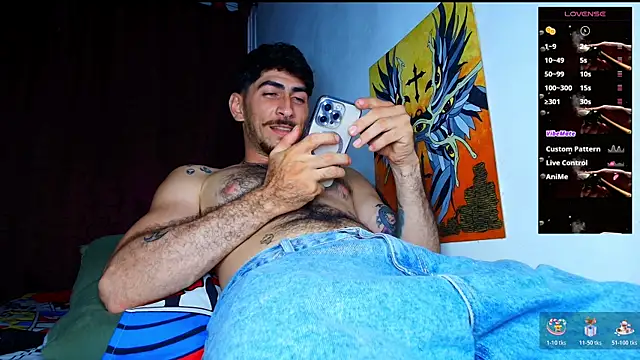 Thomass00 online show from November 18, 12:16 am