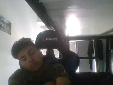 Snapshot of mateomalp675_90 chatting on April 8, 5:57 pm mateomalp675 90 online show from April 8, 5:57 pm