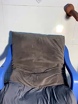 Bella cum online show from December 3, 2:26 pm