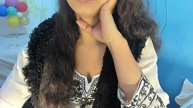 aarjulove online show from February 2, 11:20 am