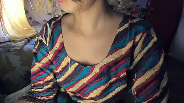 aarjulove online show from June 4, 9:59 am