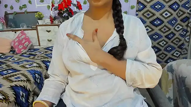 aarjulove online show from July 19, 12:42 pm