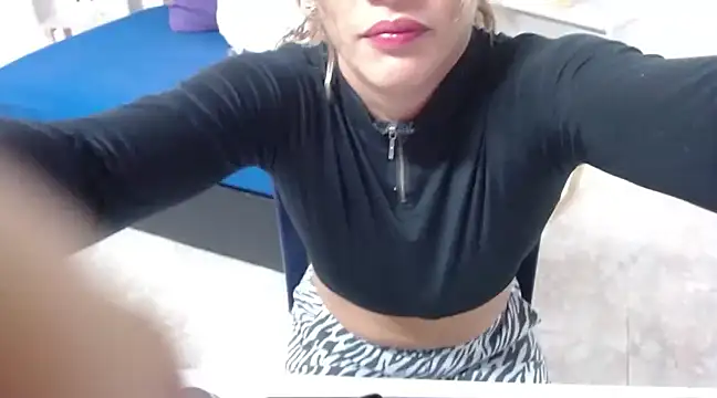 Suxxxy  online show from January 12, 1:42 am