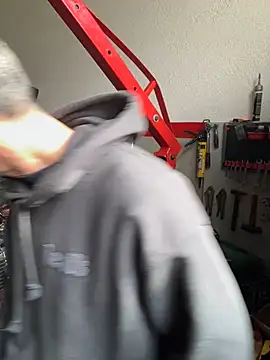 Snapshot of donnuozfutura chatting on February 10, 1:11 pm donnuozfutura online show from February 10, 1:11 pm