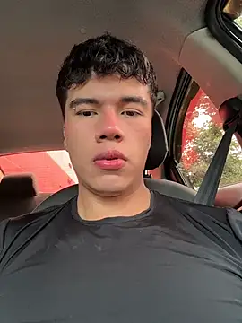 Logan smith1 online show from July 26, 6:15 pm