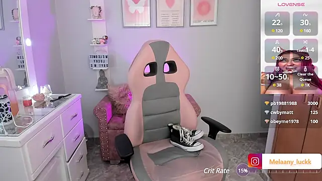 Melannyy  online show from February 26, 2:37 am