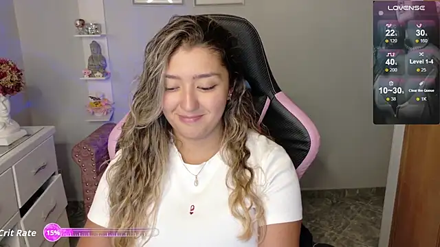 Melannyy  online show from May 8, 1:00 am
