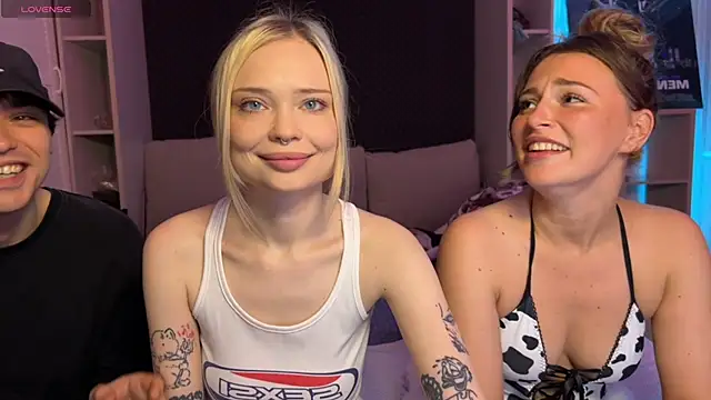 dollfromvenus online show from June 8, 12:03 am