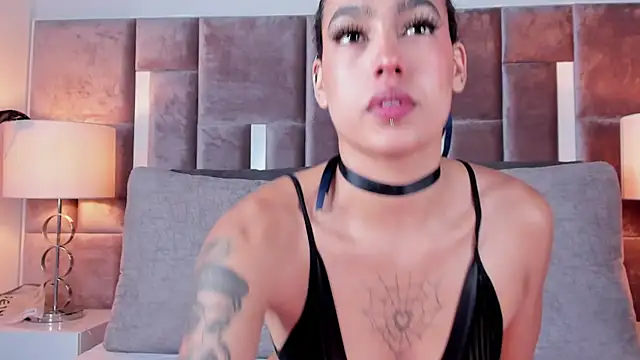 Snapshot of Nia_Bunny chatting on November 5, 12:49 pm Nia Bunny online show from November 5, 12:49 pm