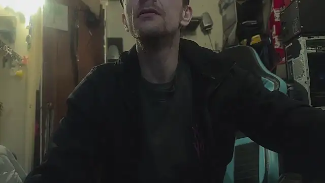 Snapshot of deadpi chatting on January 12, 4:29 pm deadpi online show from January 12, 4:29 pm