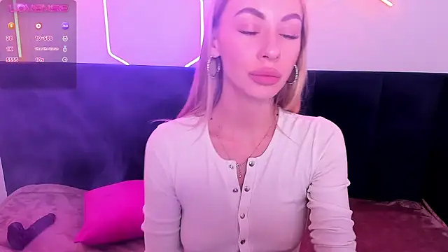 Diana Garrett online show from February 8, 11:55 am