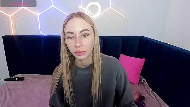 Diana Garrett online show from February 13, 8:48 am