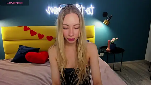 Diana Garrett online show from February 13, 9:27 am