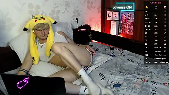 Snapshot of DuoVibes chatting on March 4, 5:34 pm DuoVibes online show from March 4, 5:34 pm