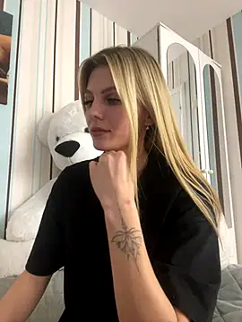 Liya my online show from December 15, 11:42 pm