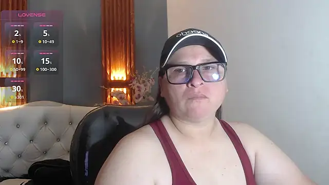 Snapshot of katty_femdom chatting on May 9, 10:53 am katty femdom online show from May 9, 10:53 am