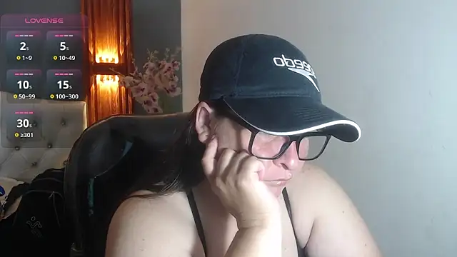 Snapshot of katty_femdom chatting on May 21, 12:45 pm katty femdom online show from May 21, 12:45 pm