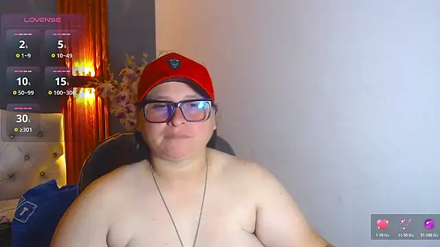 Snapshot of katty_femdom chatting on May 30, 11:07 am katty femdom online show from May 30, 11:07 am