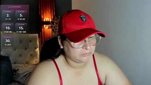 Snapshot of katty_femdom chatting on June 9, 12:17 pm katty femdom online show from June 9, 12:17 pm